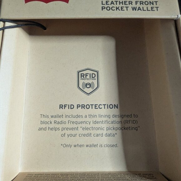 Levi's Men's RFID Slim Everyday Front Pocket Card Case Wallet - Picture 3 of 5